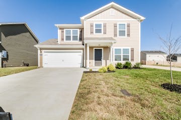 2316 Bee Hive Dr Columbia, TN 38401